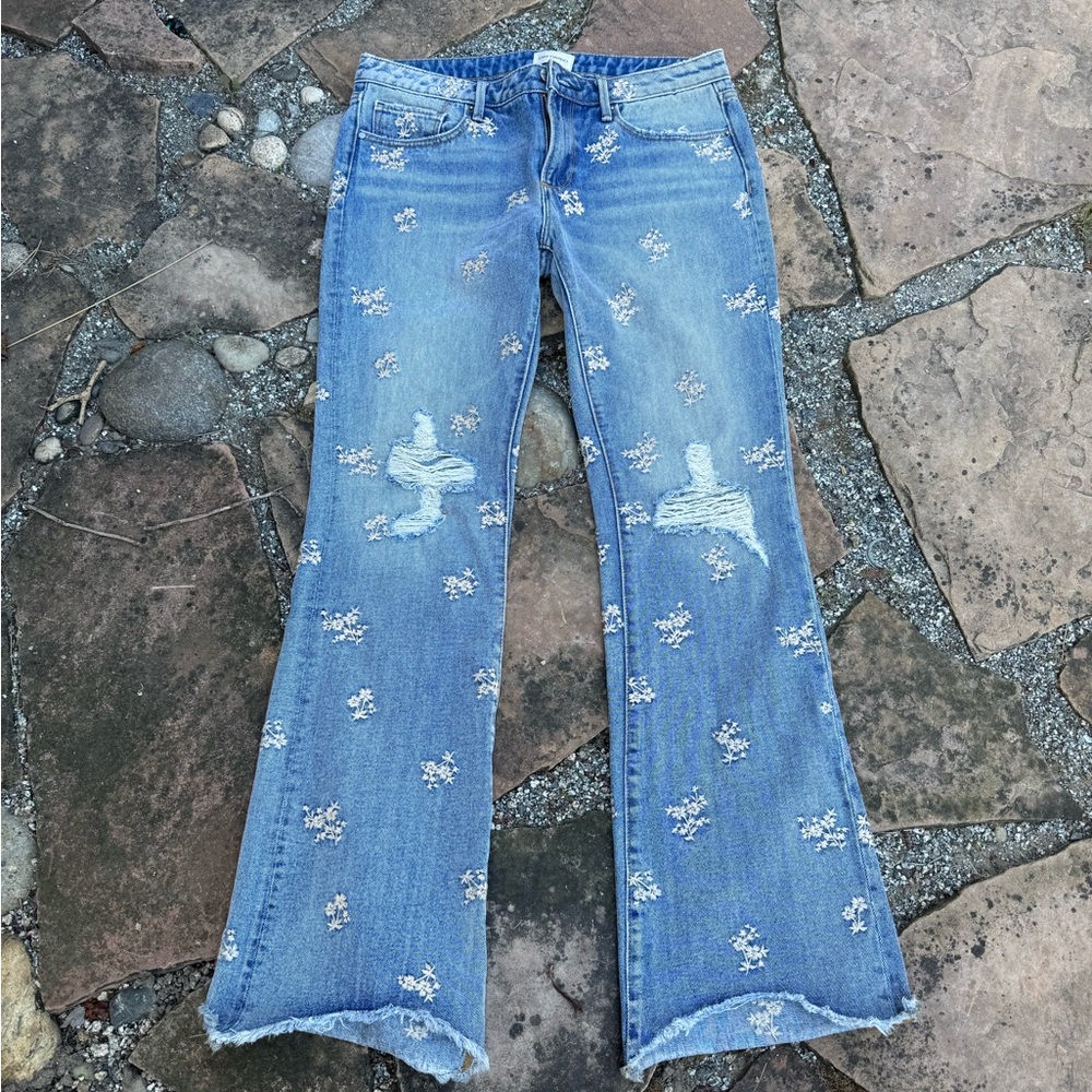 Driftwood Blue Floral Embroidered Jeans